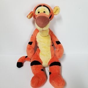 The‎ Disney Store Winnie The Pooh Tigger 19" Orange Yellow Soft Plush Animal Toy